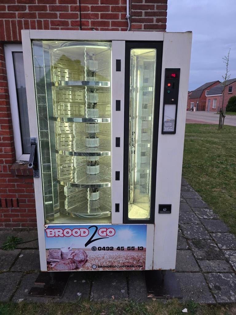 Brood automaat € 500 euro moet nagekeken worden !!, Verzamelen, Automaten | Overige, Gebruikt, Ophalen