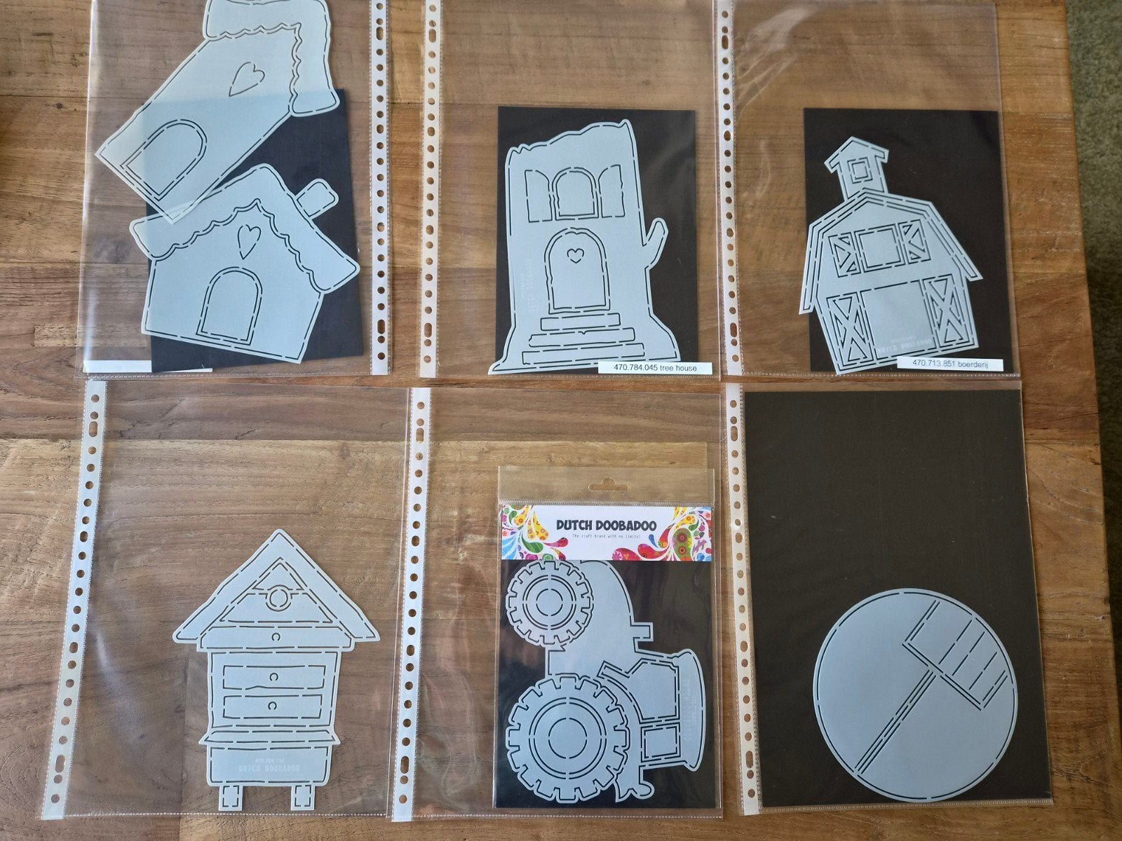 Dutch Doobadoo mallen set - Diverse thema's, Hobby en Vrije tijd, Knutselen, Gebruikt, Dieren, Ophalen of Verzenden, Kunststof