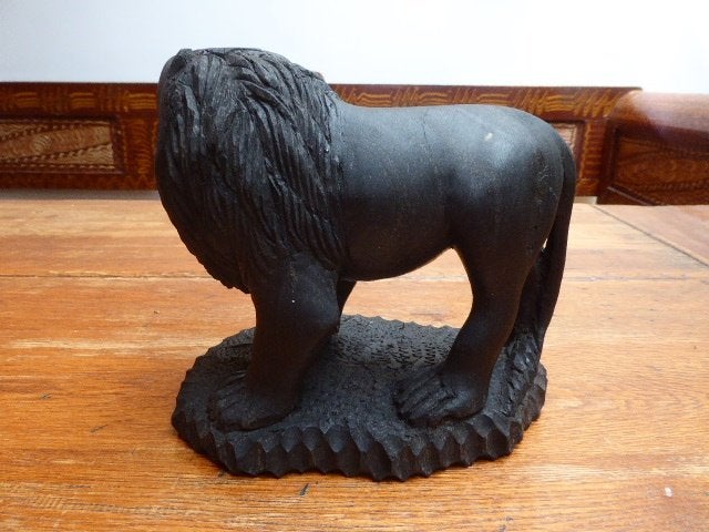 Schitterend ebbenhouten beeld, leeuw, Minder dan 20 cm, Ophalen of Verzenden, Beeld, Hout