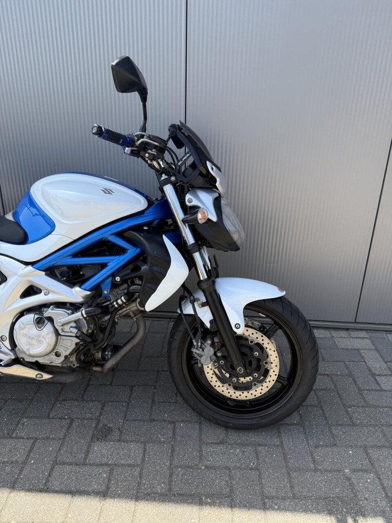 Suzuki Gladius, Bedrijf, Meer dan 35 kW, Toermotor, 645 cc