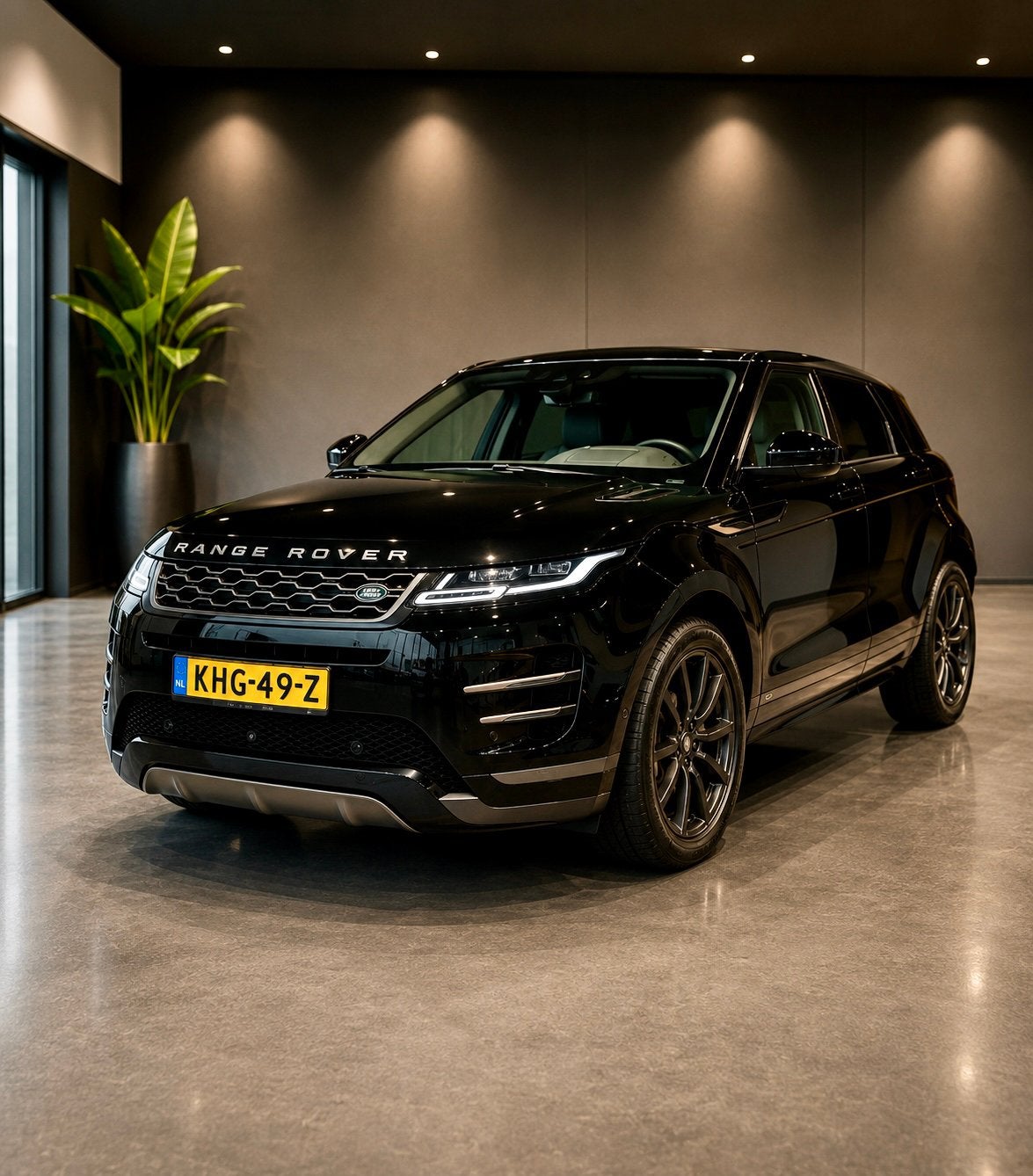 Luxe Land Rover Range Rover Evoque 2021 benzine | aut | pano, Auto's, Land Rover, 1800 kg, Zwart, 4 cilinders, Zwart