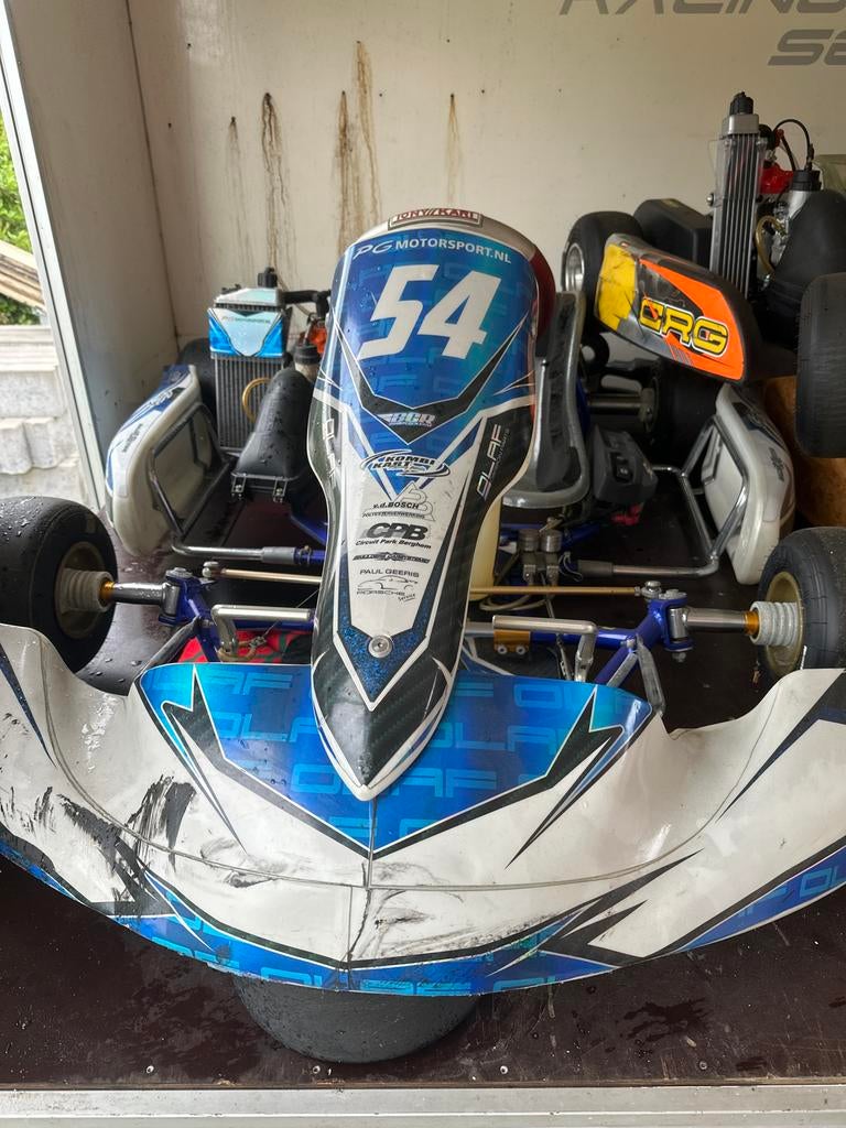 Gebruikte Kart met Nummer 54 - Klaar voor het Circuit, Sport en Fitness, Karting, Ophalen, Zo goed als nieuw, Kart
