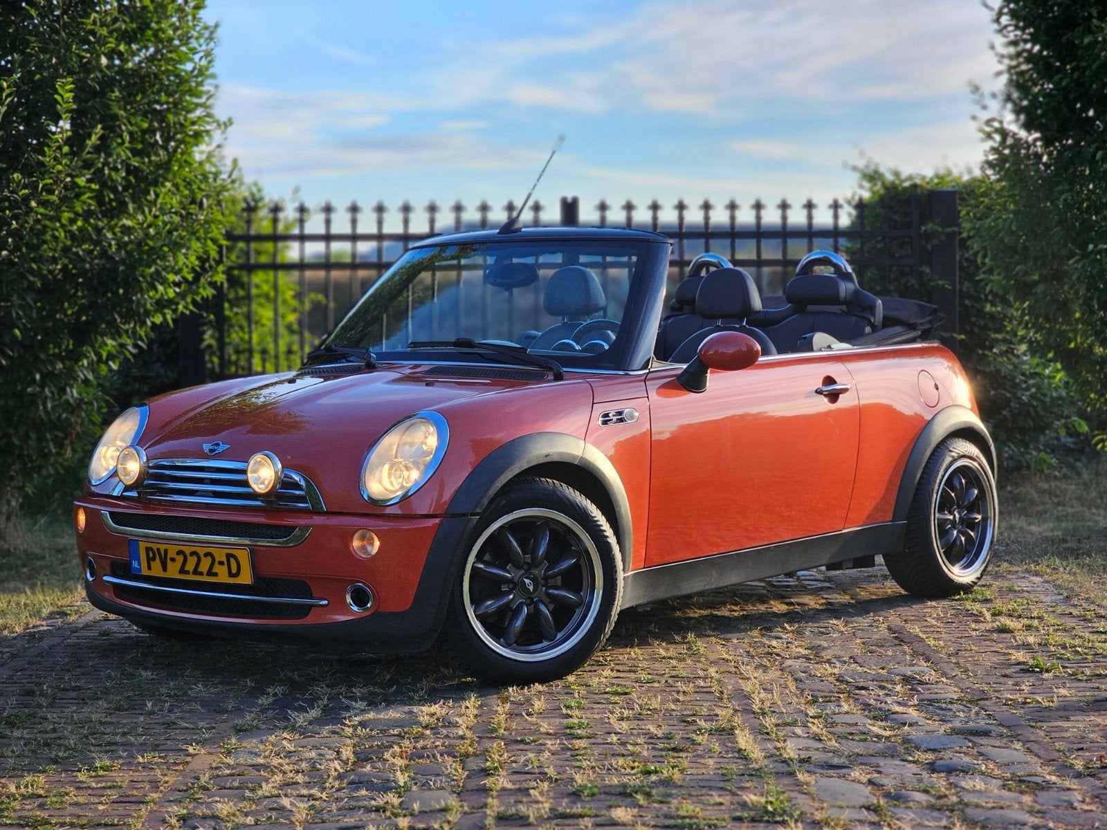 MINI Cabrio Cooper 1.6-16v Chili | 138.000 km | Chrono | Lee, Auto's, Mini, Voorwielaandrijving, 4 stoelen, 116 pk, Leder