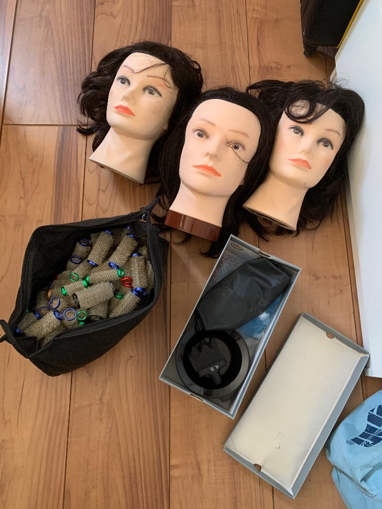 Haar Spullen oefenhoofden en krul spullen, Sieraden, Tassen en Uiterlijk, Uiterlijk | Haarverzorging, Gebruikt, Ophalen
