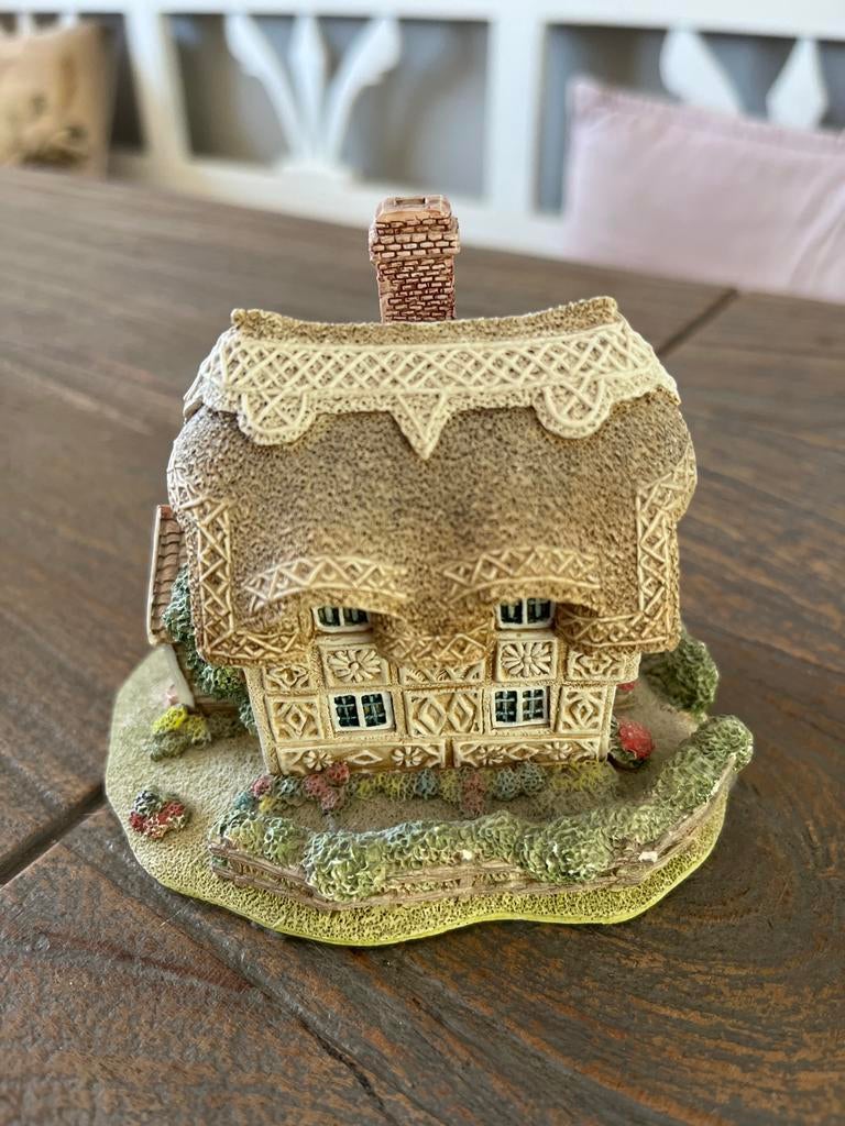 Liliput lane huisje met rieten dak, Ophalen of Verzenden, Zo goed als nieuw, Overige typen