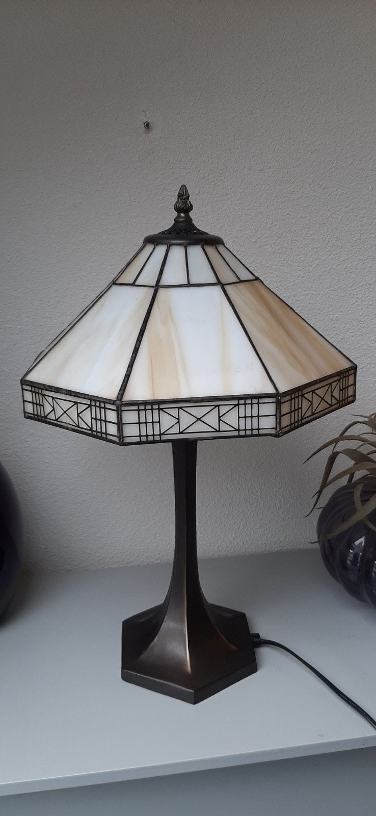 art deco tiffany lamp, glas in lood, Huis en Inrichting, Lampen | Tafellampen, Wit, Ophalen of Verzenden, Glas, Art deco
