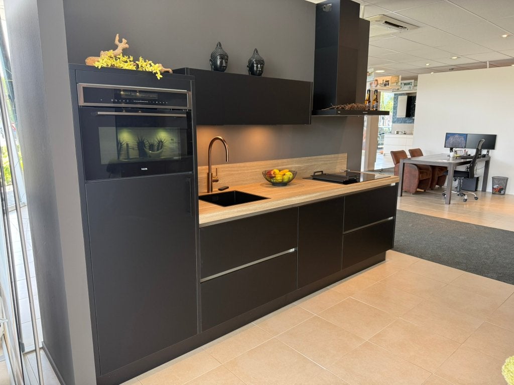 Showroom keuken - Grando, Huis en Inrichting, Zwart, Nieuw, Enkelwandige keuken, Hacker