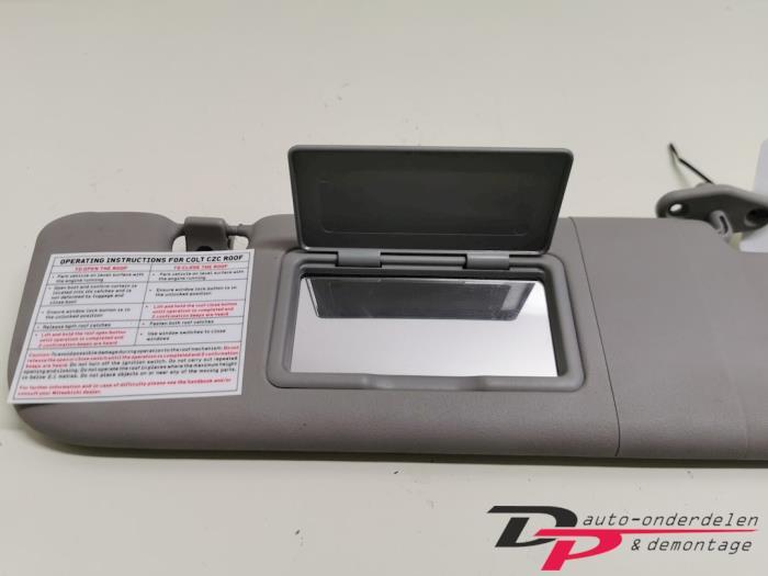 Zonneklep van een Mitsubishi Colt, Auto-onderdelen, Gebruikt, -, -, Ophalen of Verzenden