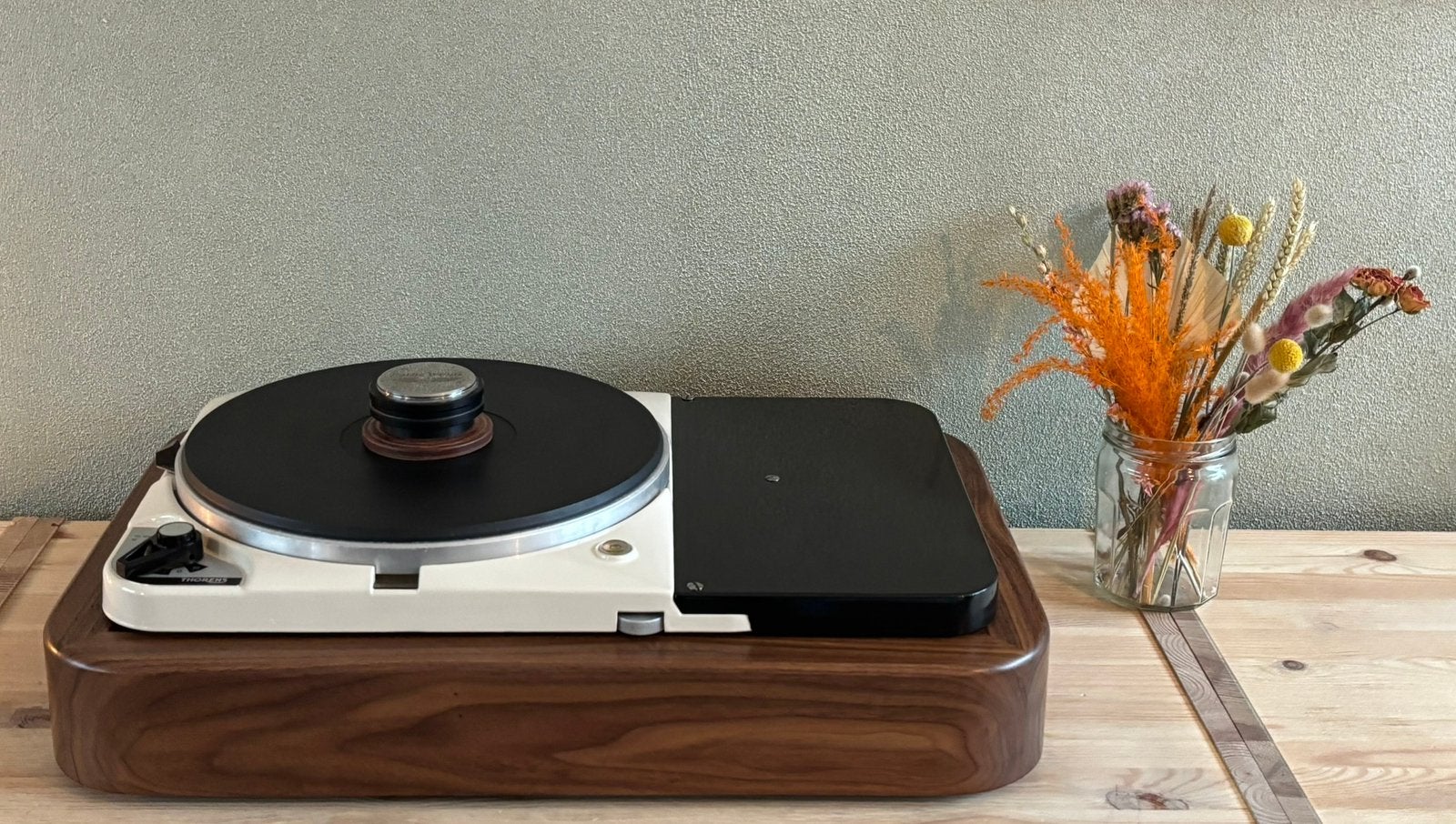 Thorens TD124 walnut 12” plinth, Audio, Tv en Foto, Platenspelers, Ophalen of Verzenden, Zo goed als nieuw, Thorens