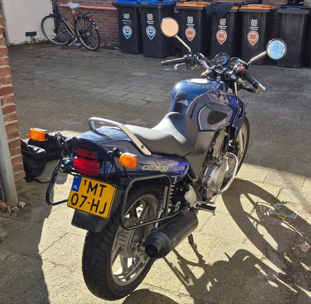 Honda CB500 met zijkoffers - Ideale woon/werk-motor, Handvatverwarming, 2 cilinders, 499 cc, Motorrijbewijs A