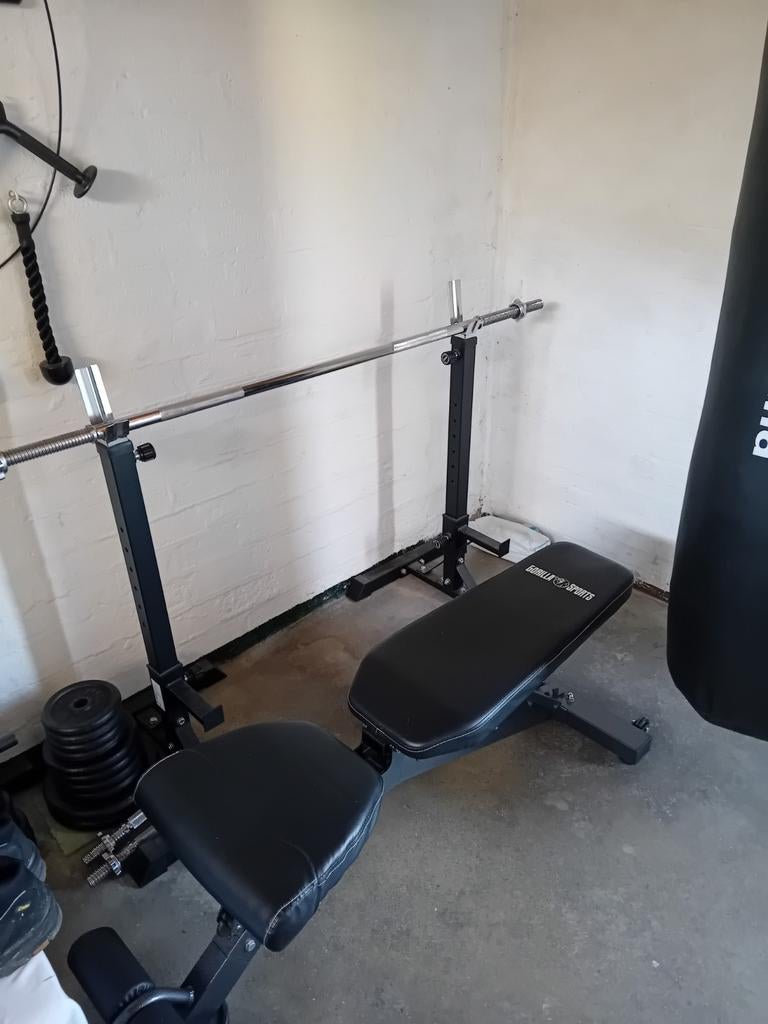 COMPLETE SEMI-PROF. (HOME)GYM SET AANGEBODEN !!, Ophalen, Zo goed als nieuw, Benen, Fitnessbank