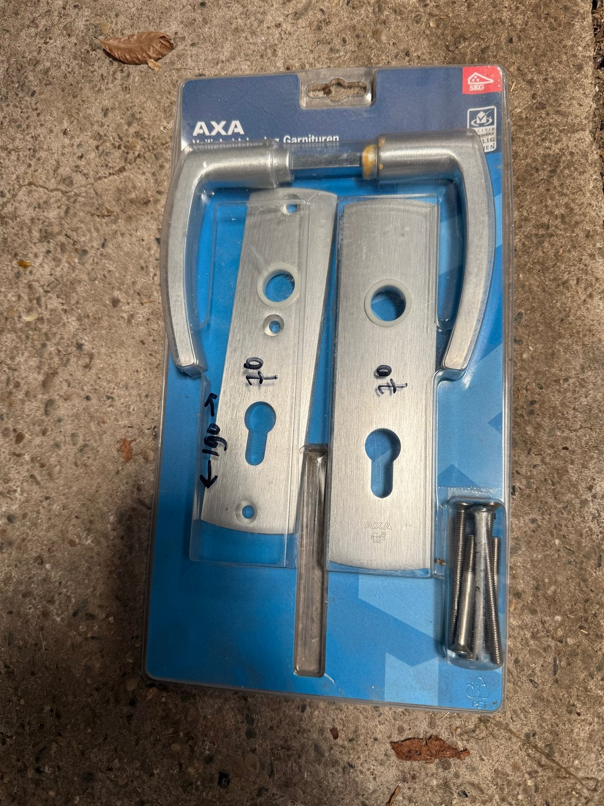 AXA Veiligheidsbeslag Garnituren - Nieuw in verpakking, Ophalen, Nieuw, Rvs, Klink of Kruk