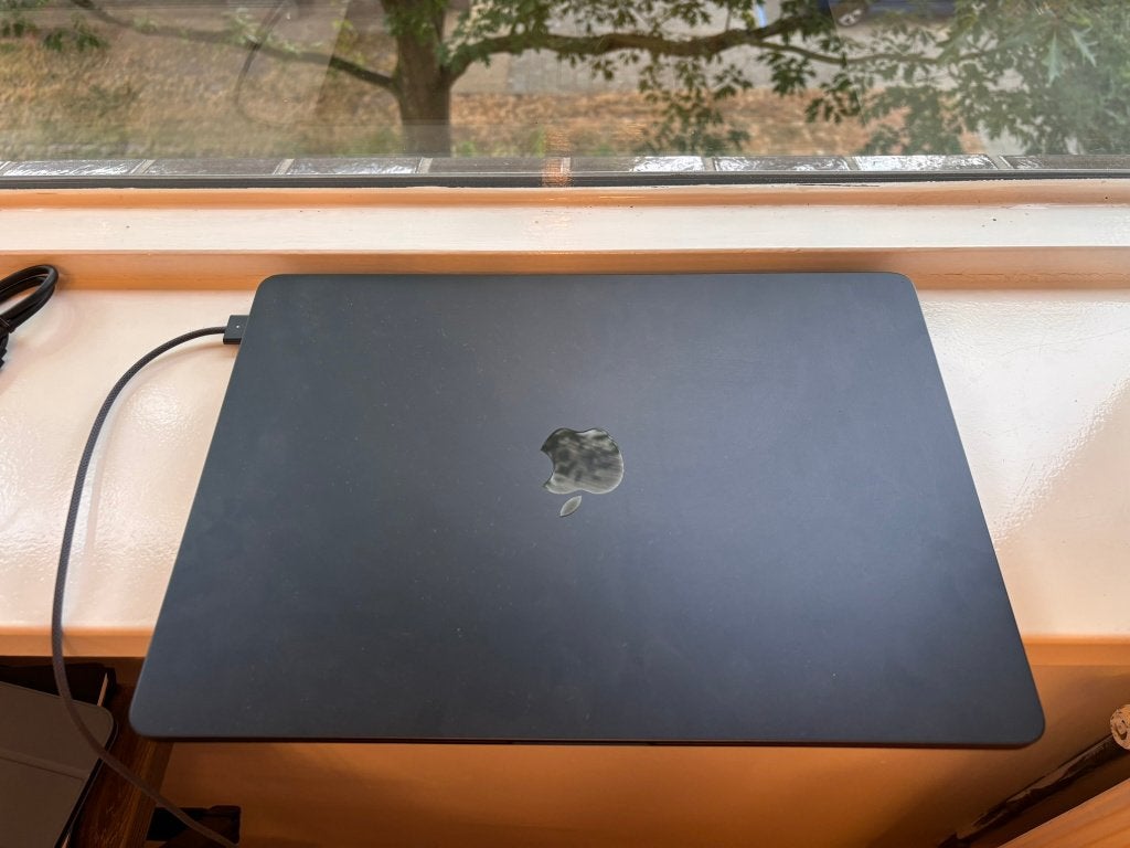 MacBook Air 15 inch M2 24GB Mem 256GB Disk 98% Battery, Ophalen, 256 GB, Zo goed als nieuw, MacBook Air