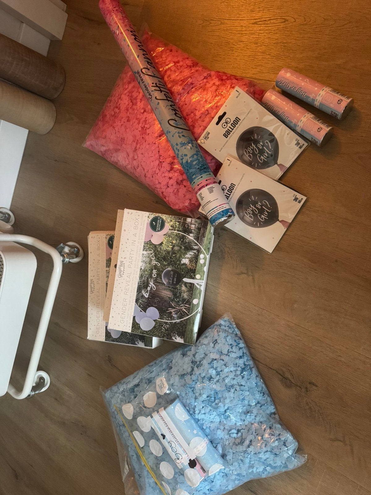 Gender reveal roze en blauw, Ophalen of Verzenden, Zo goed als nieuw, Versiering, Geboorte of Huwelijk