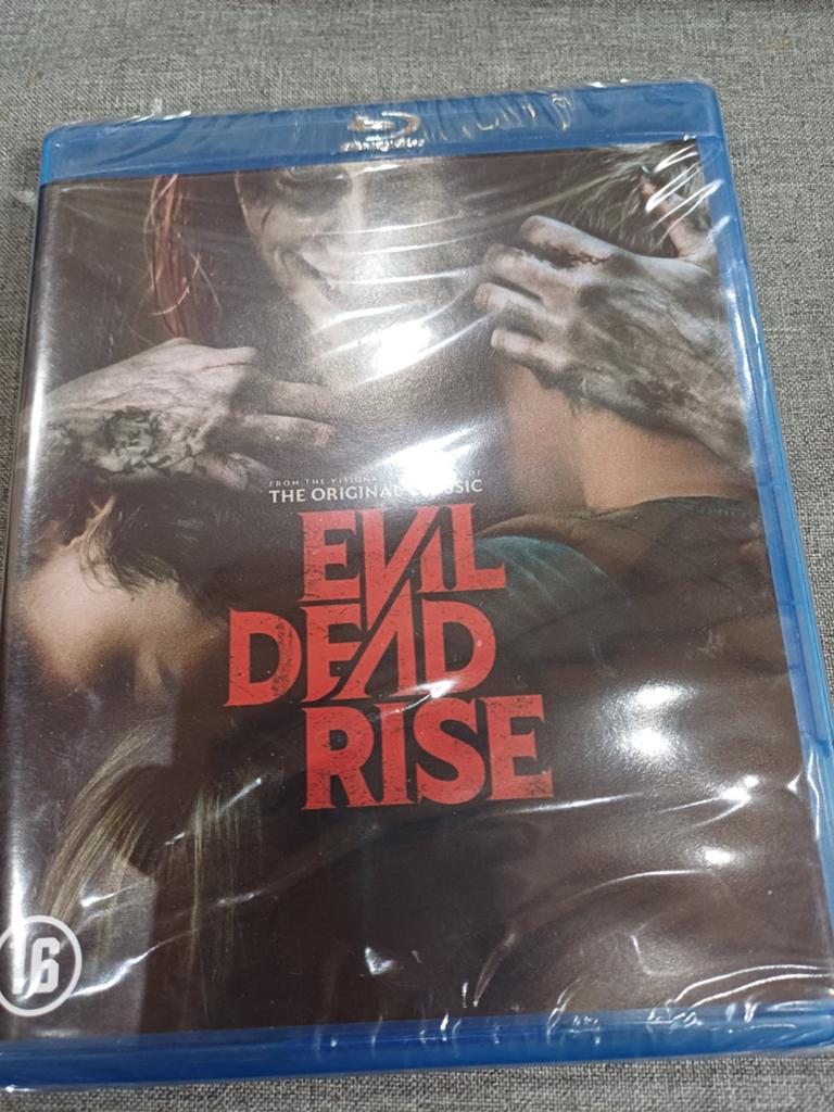 Evil dead risse nieuw, Cd's en Dvd's, Blu-ray, Ophalen of Verzenden, Nieuw in verpakking, Horror