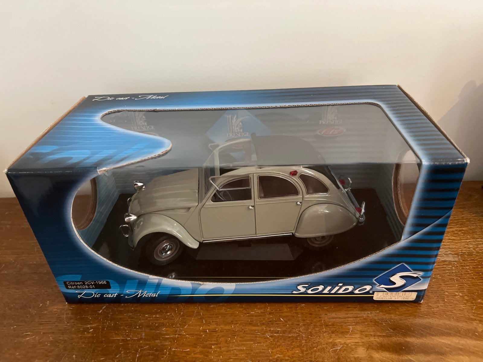 Citroën 2CV 1966 metalen modelauto in verpakking, Verzenden, Nieuw