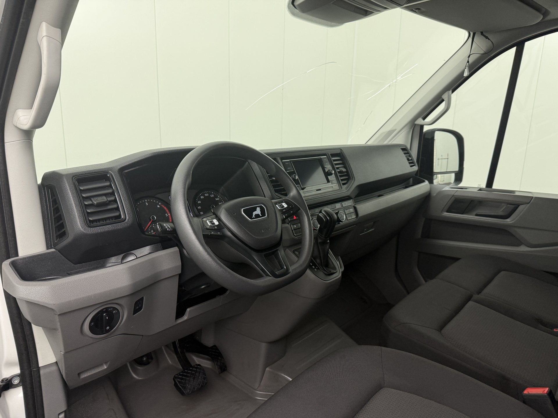 MAN TGE 2.0TDi 140PK DSG Automaat L3H3 | Multimedia | Camera, Auto's, Automaat, Stof, Gebruikt, Multifunctioneel stuurwiel
