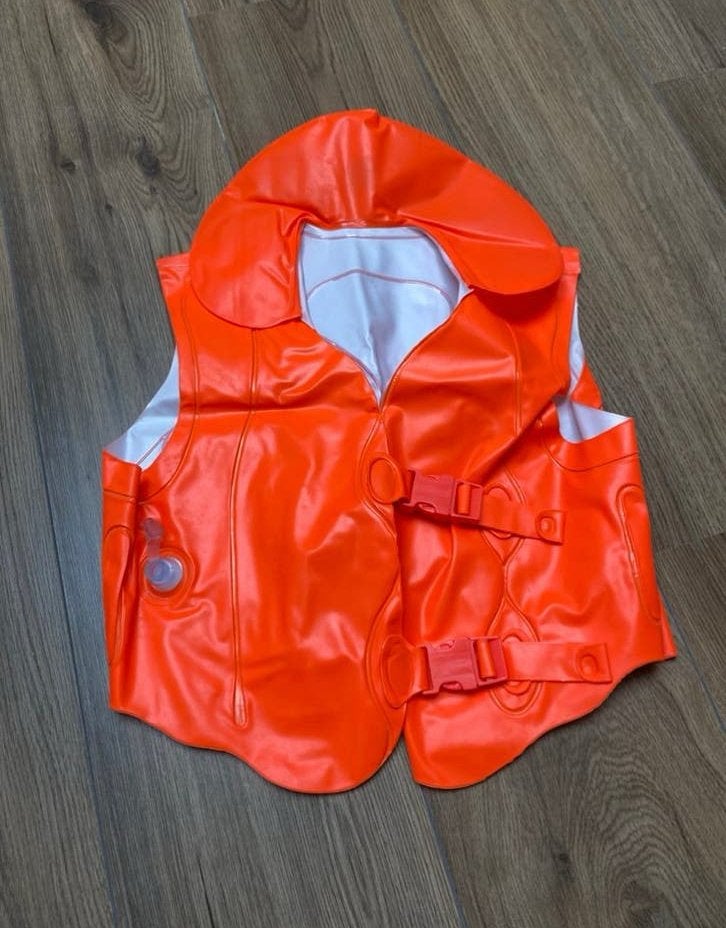 Opblaasbare zwemvest. 3 - 6 jaar, Watersport en Boten, Watersportkleding, Ophalen of Verzenden, Zo goed als nieuw, Kind, Reddingsvest of Zwemvest
