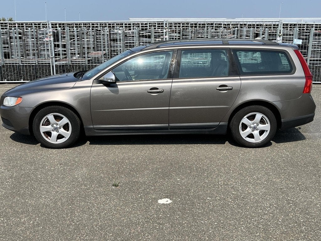 Volvo V70 2.0D Exportprijs!, Auto's, Voorwielaandrijving, Gebruikt, 4 cilinders, 1600 kg
