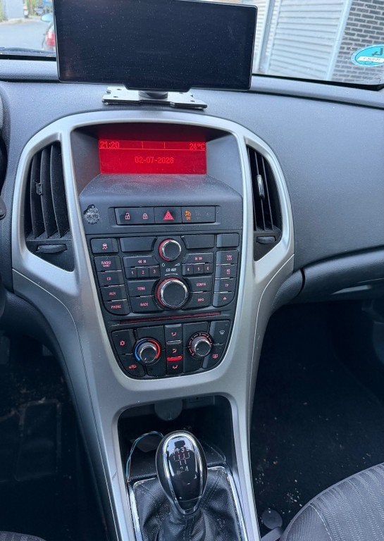 Opel ASTRA 1.4 Edition AIRCO RIJDT GOED MEENEEM PRIJS NAP AP, Euro 5, 101 pk, Gebruikt, 4 cilinders