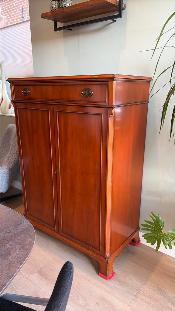 Mooie computer/ kast taxus hout €125,00, Ophalen of Verzenden