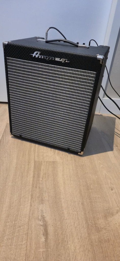 Marcus Miller V3 + Ampeg RB-110 | Nieuwstaat + doos, Ophalen, Nieuw, Elektrisch
