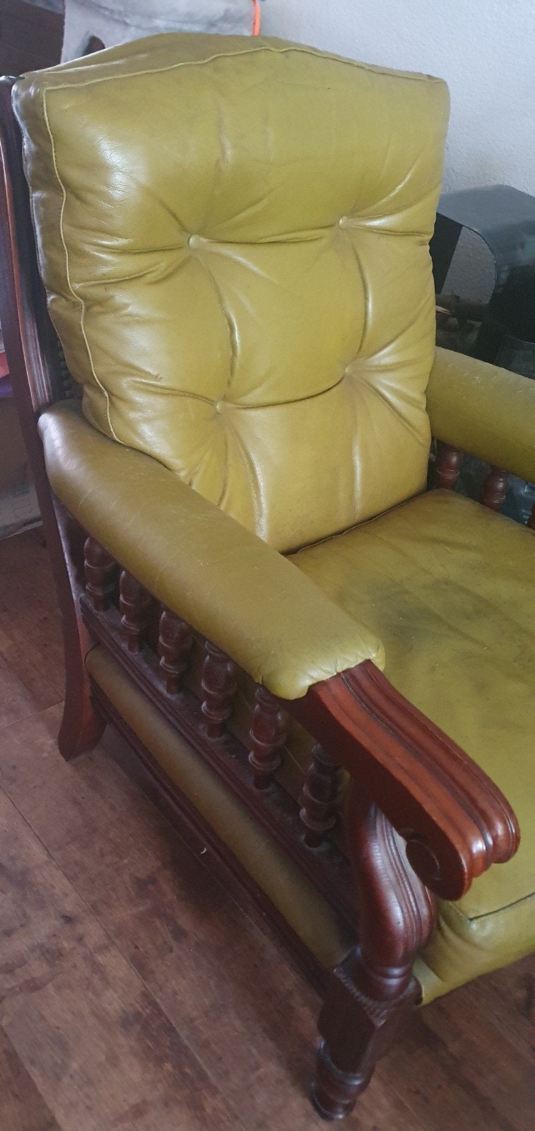 oude fauteuil, Ophalen
