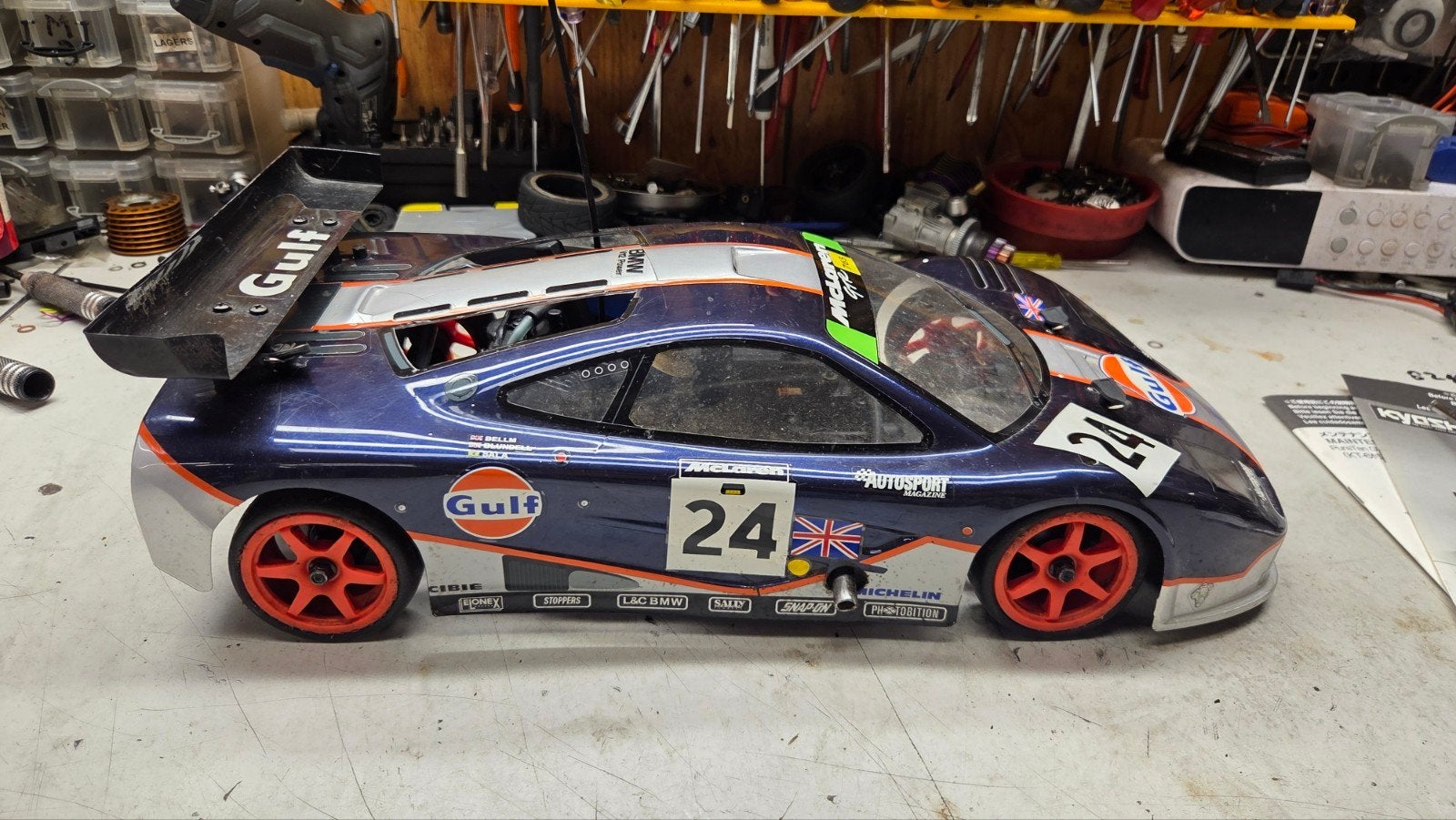Te koop mooie kyocho fazer, Gebruikt, Auto offroad, Ophalen of Verzenden, Schaal 1:10
