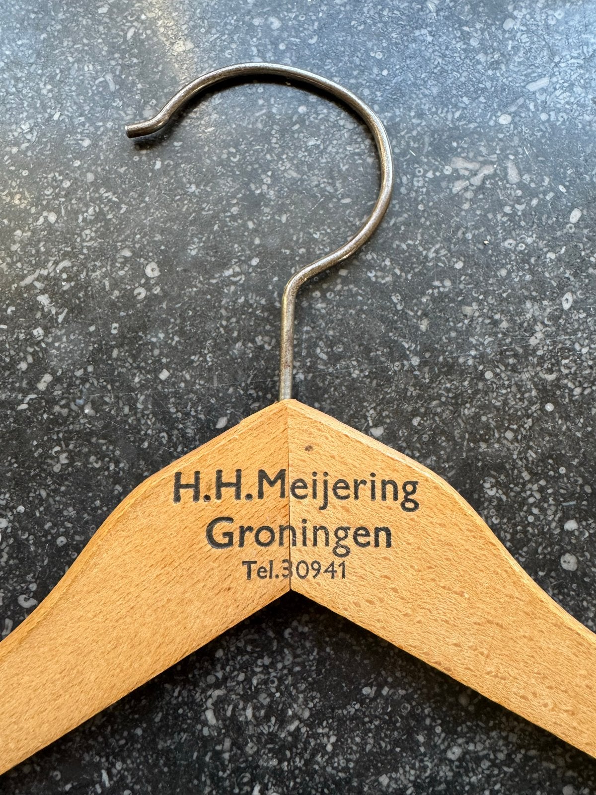Vintage Houten Kledinghanger H.H. Meijering Groningen, Ophalen of Verzenden, Gebruikt, Hout, Volwassenen