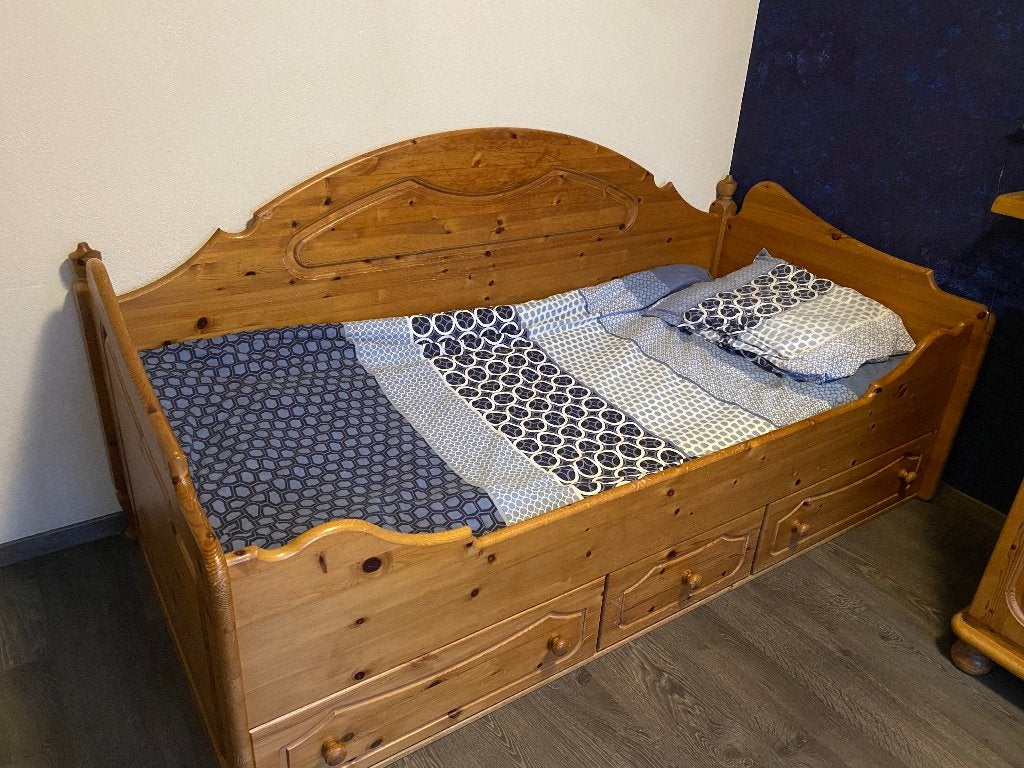 Kajuitbed (Gratis), Ophalen, Gebruikt, 180 cm of meer, 85 tot 100 cm