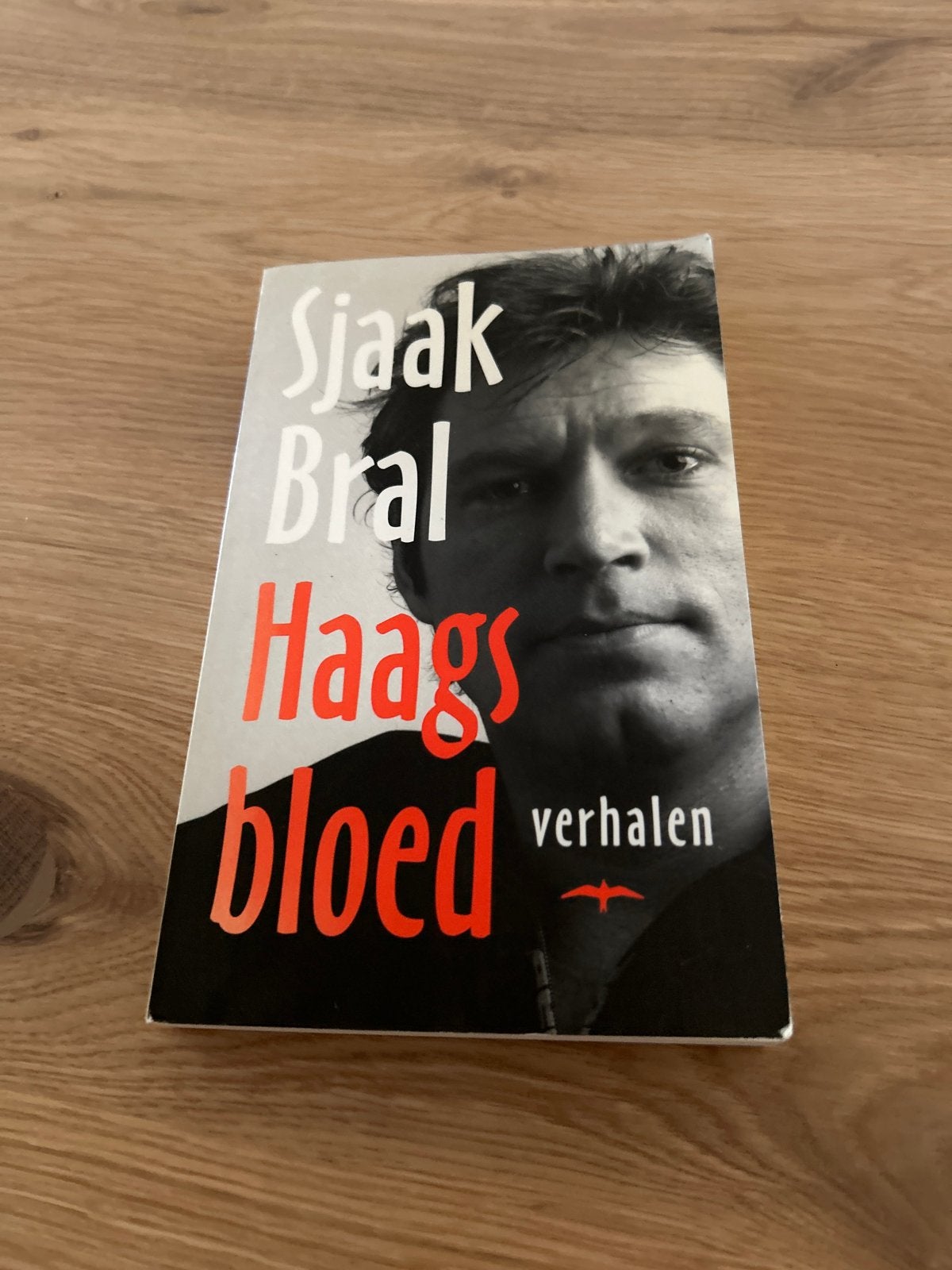 Sjaak Bral - Haags Bloed (Verhalen), Ophalen of Verzenden, Gelezen, Nederland