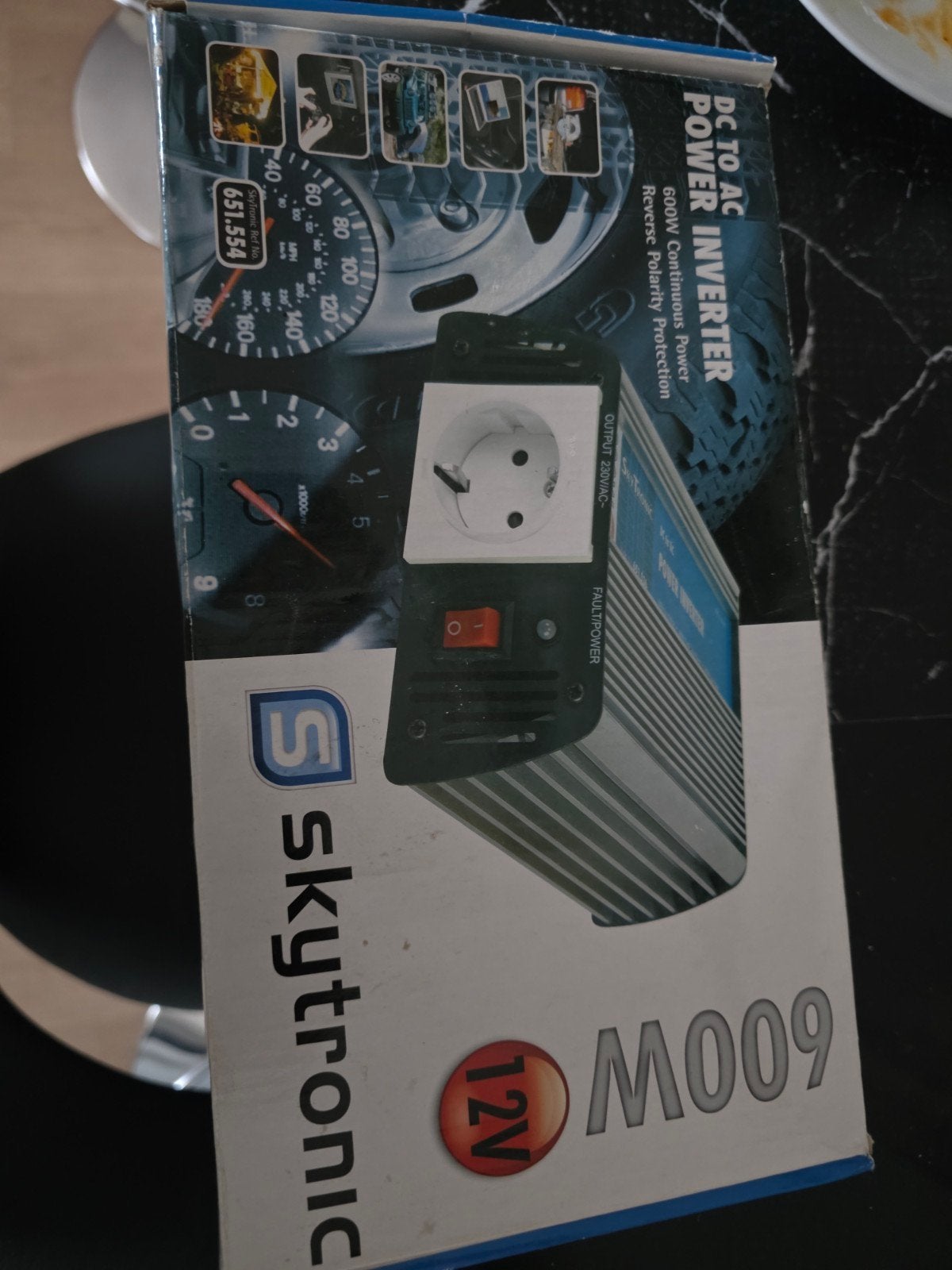 Skytronic Power Inverter 600W Omvormer 12V naar 230V, Ophalen of Verzenden, Gebruikt