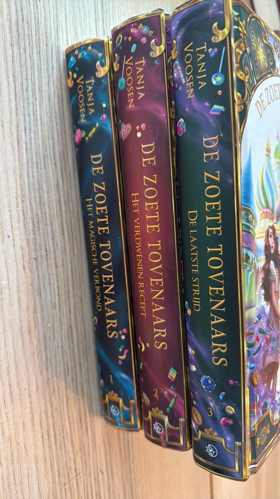 De Zoete Tovenaars - Complete serie (3 boeken), Ophalen of Verzenden, Zo goed als nieuw, Fictie