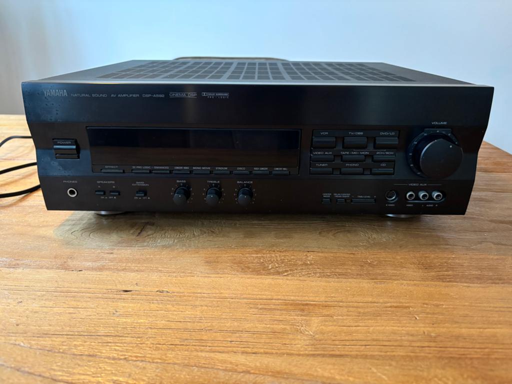 Yamaha DSP-A590 Natural Sound AV Amplifier, Audio, Tv en Foto, Versterkers en Receivers, Gebruikt, Yamaha, Ophalen of Verzenden
