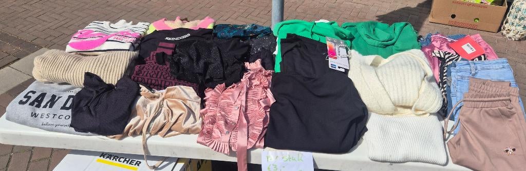 2 zakken met kleding, Ophalen, Zo goed als nieuw, Maat 36 (S)