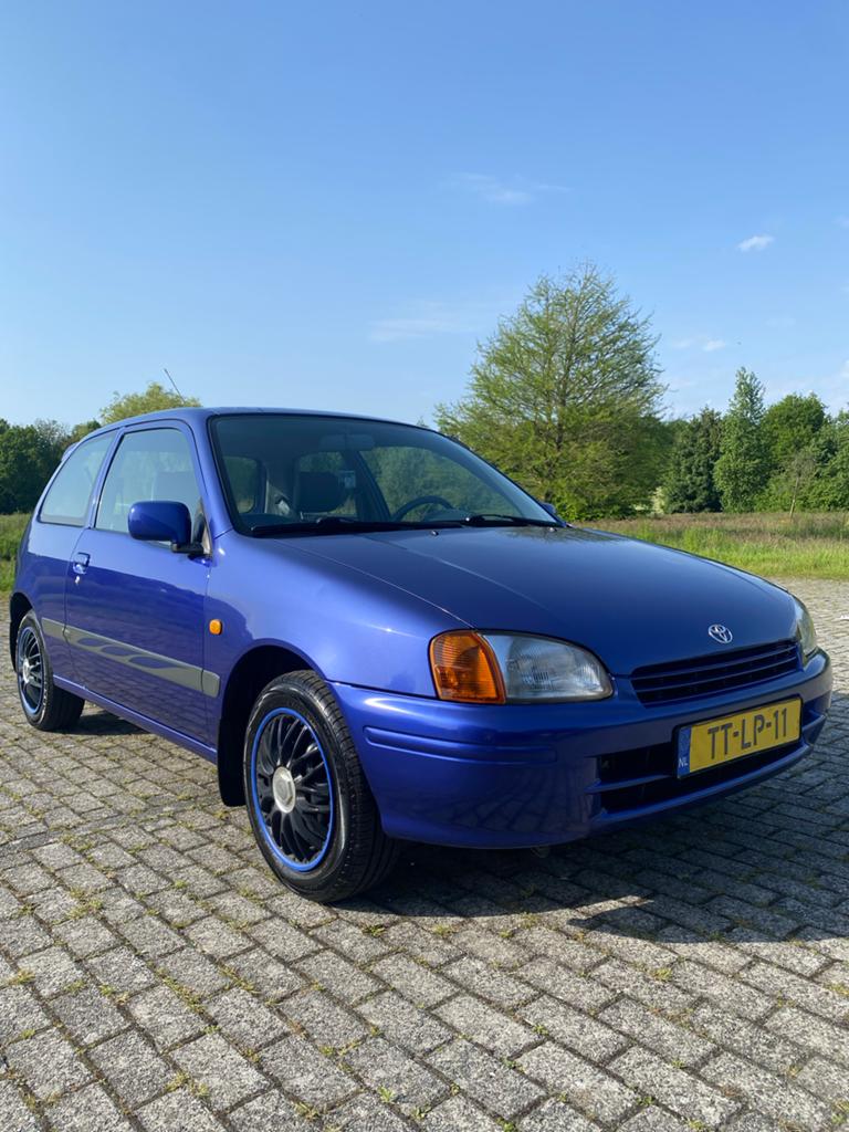 Toyota Starlet 1.3 16V 1998 Blauw, Auto's, Toyota, 15 km/l, 74 pk, 4 cilinders, Starlet