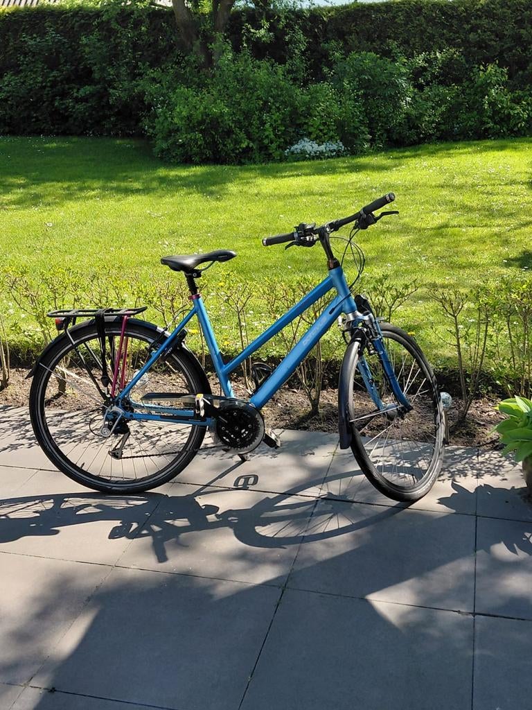 Sportieve dames fiets, Ophalen, Zo goed als nieuw, Meer dan 20 versnellingen, Batavus