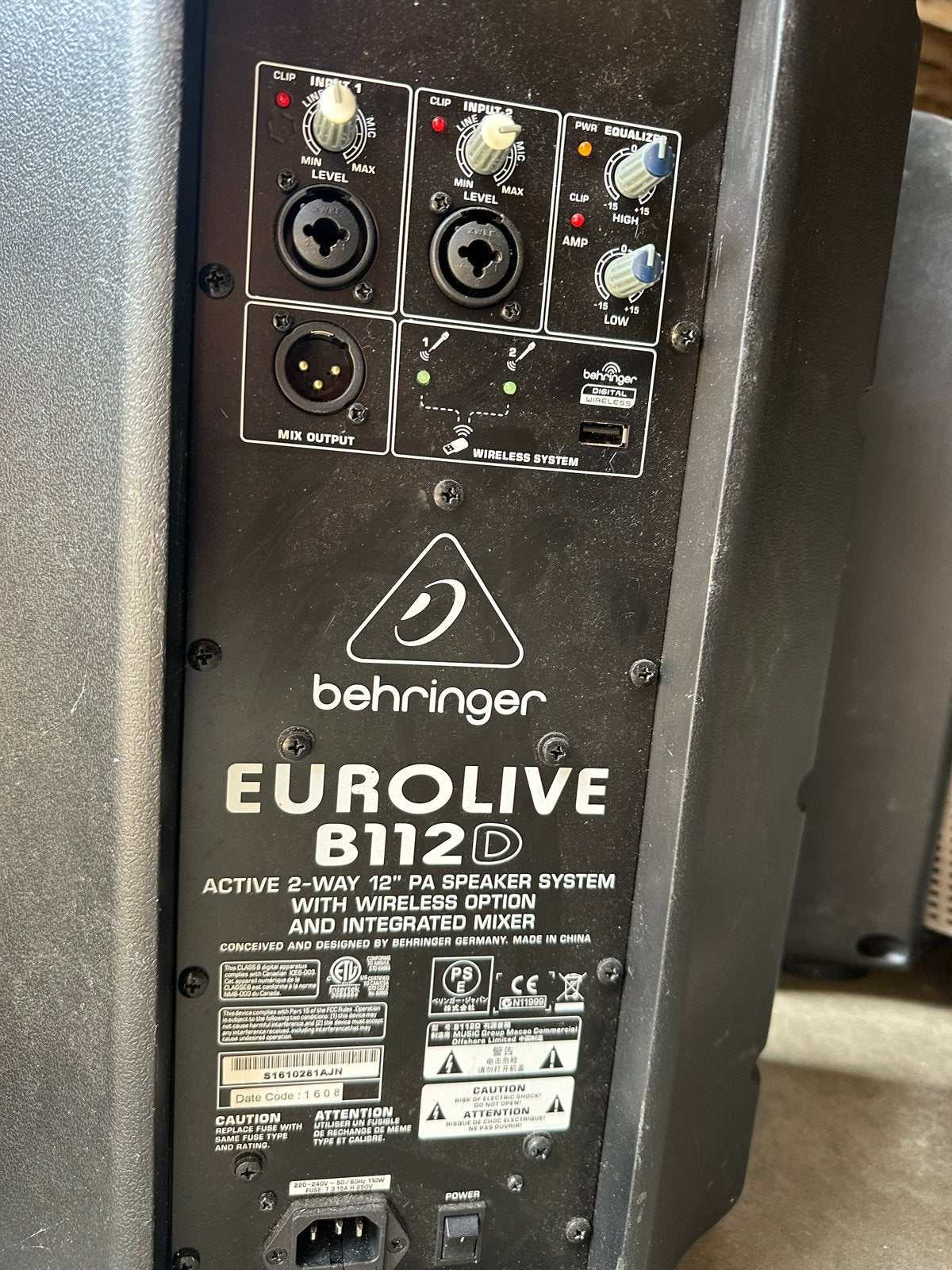 Behringer Eurolive B112D Actieve Luidspreker met Mixer, Gebruikt, Party speaker, AUX-ingang, Ophalen