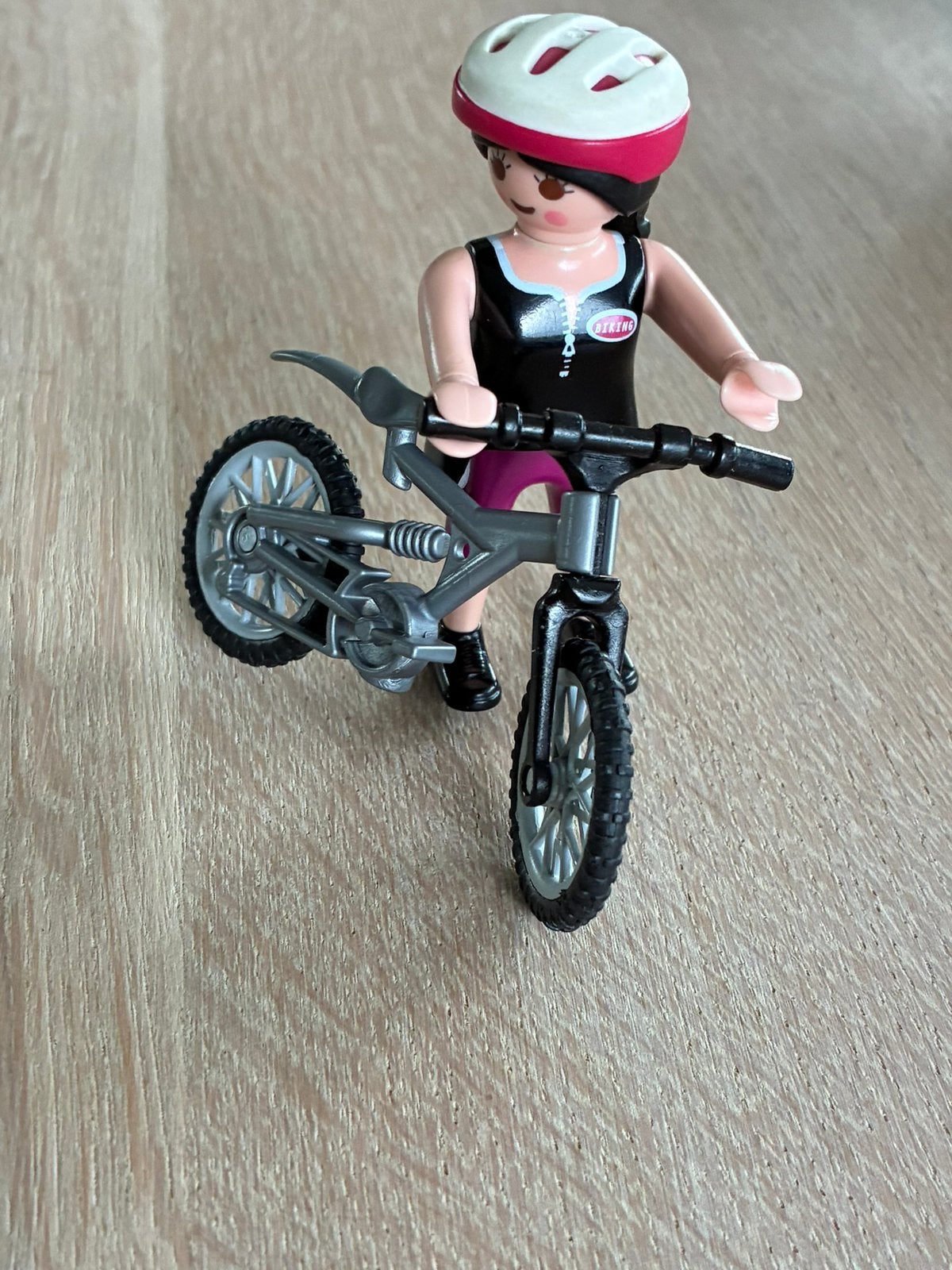 Playmobil 4743 mountainbikster met fiets, Ophalen of Verzenden, Gebruikt, Los playmobil