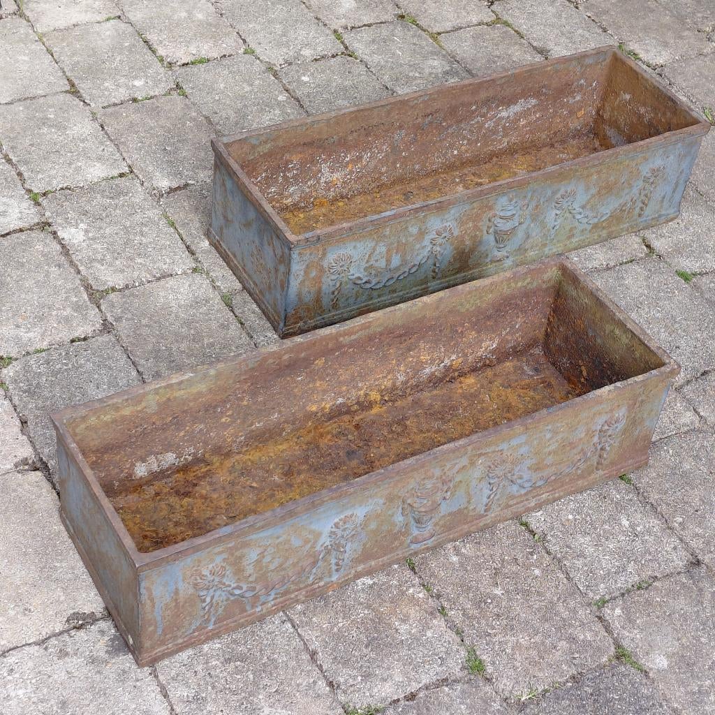 Gietijzeren brocante bloembakken (2 stuks), Ophalen