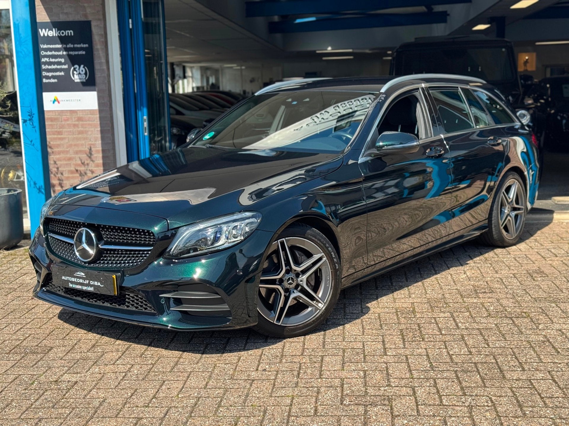 Mercedes-Benz C-klasse Estate 180 AMG 2018 AUT NAVI Trek NAP, Auto's, Automaat, Dealer onderhouden, C-Klasse, 750 kg