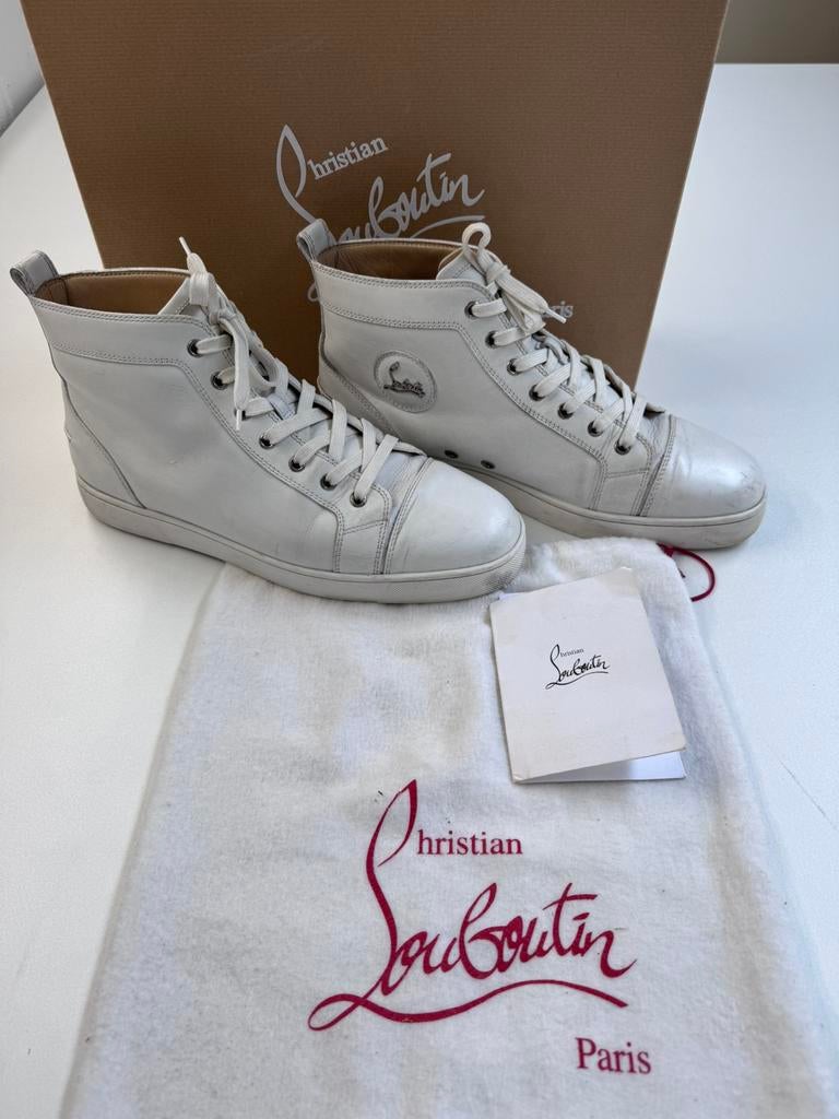 Christian Louboutin Louis Flat Calf– White - Maat 43.5, Wit, Ophalen of Verzenden, Gedragen, Veterschoenen