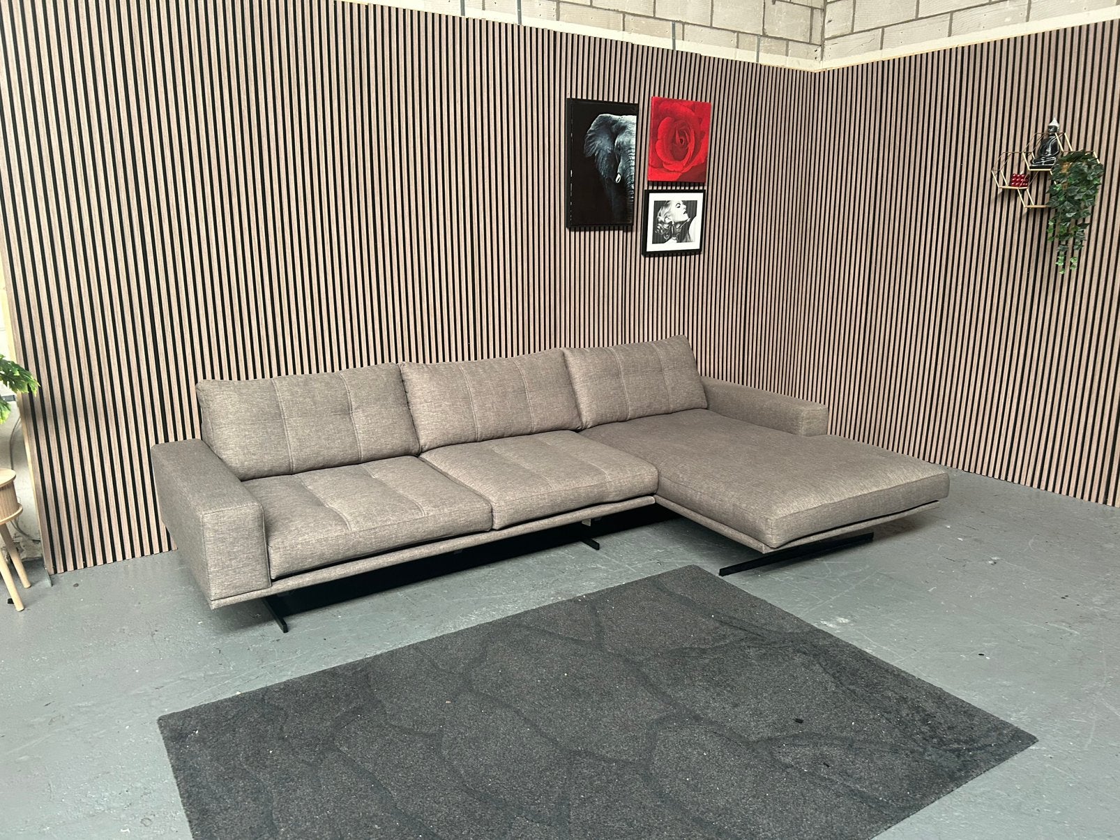 GRATIS LEVERING Loungebank Grijs 328X180 GEREINIGD, Hoekbank, 300 cm of meer, Ophalen of Verzenden, Zo goed als nieuw