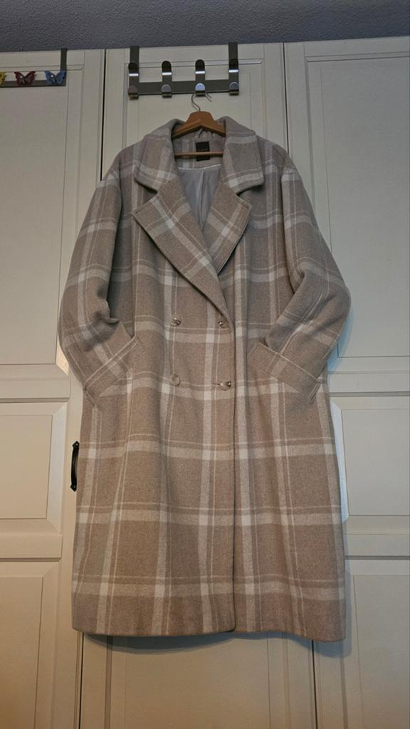 Lange geruite jas - Beige/Wit maat 48, Ophalen of Verzenden, Zo goed als nieuw, Maat 46/48 (XL) of groter, Beige