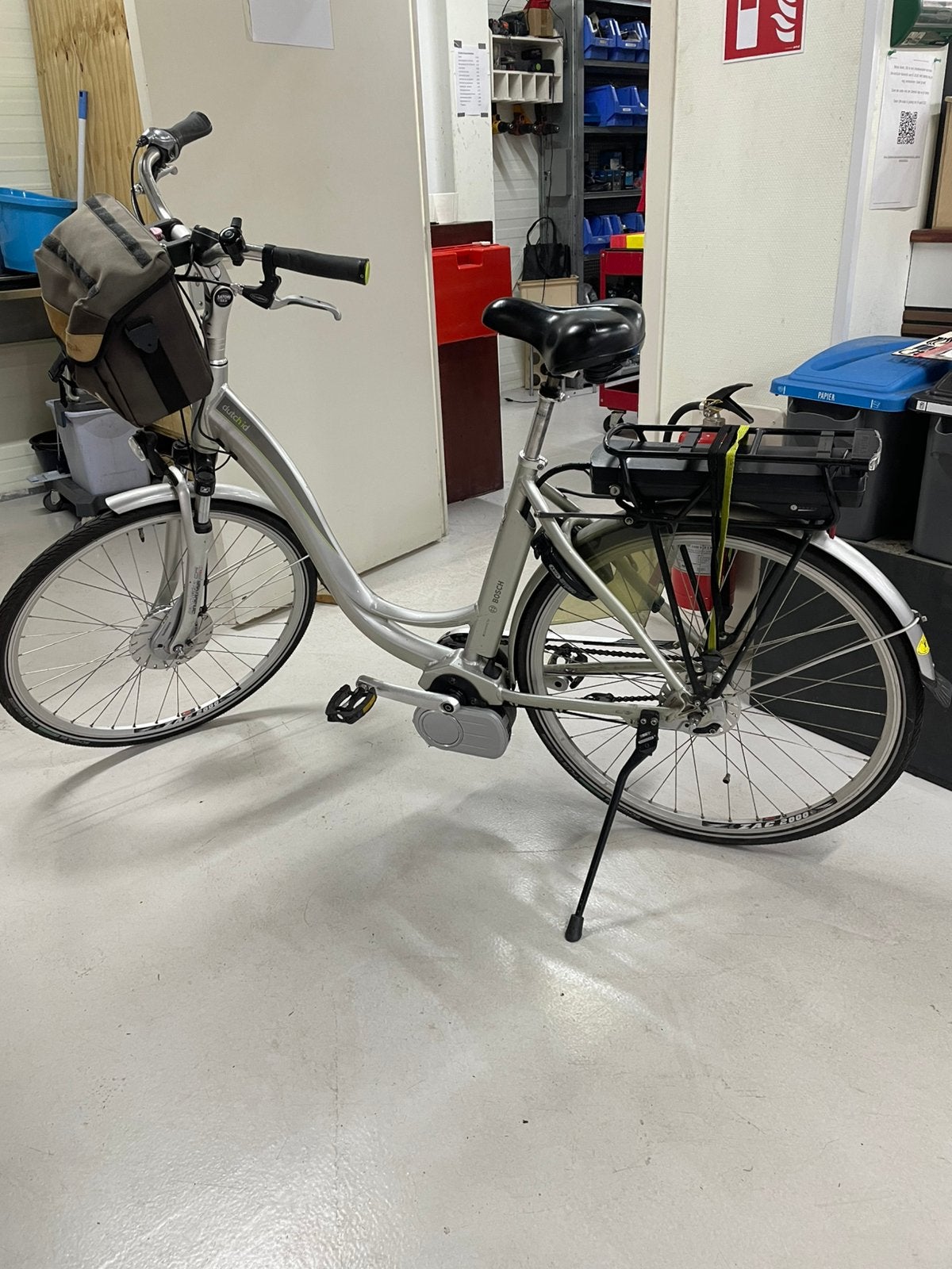 Ebike Dutch-ID, tour N7, lage instap. Frame 51cm, 7 vers., Gebruikt, 51 tot 55 cm, 30 tot 50 km per accu, Ophalen