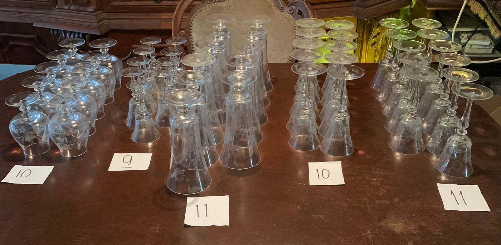 Totaal 51 antieke Kristallen glazen met uitgeslepen bloemen., Antiek en Kunst, Antiek | Glas en Kristal, Ophalen