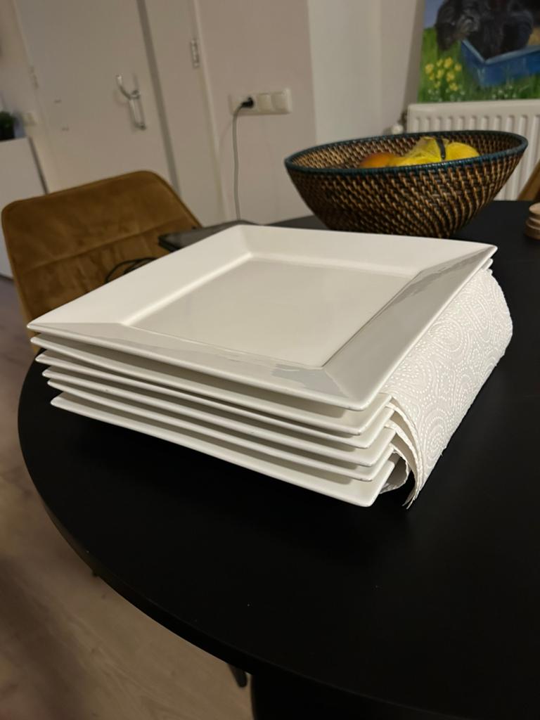 Luxe vierkante porseleinen borden (set van 6) – 30x30 cm, Huis en Inrichting, Keuken | Servies, Ophalen of Verzenden, Zo goed als nieuw