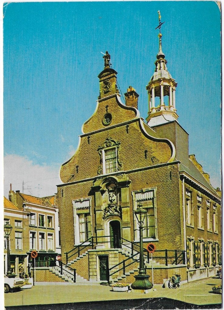 Schiedam Stadhuis Gelopen Ansichtkaart (B5769, Ophalen of Verzenden, 1980 tot heden, Gelopen, Zuid-Holland