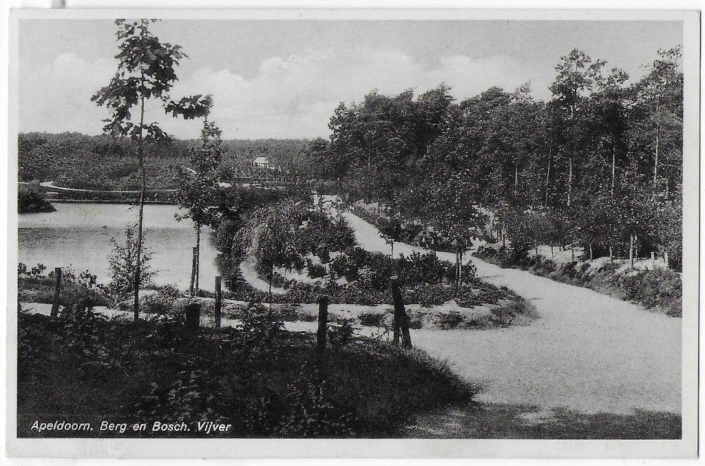 Apeldoorn vijver oude gelopen ansichtkaart (B2238 ), Ophalen of Verzenden, 1960 tot 1980, Gelopen, Gelderland