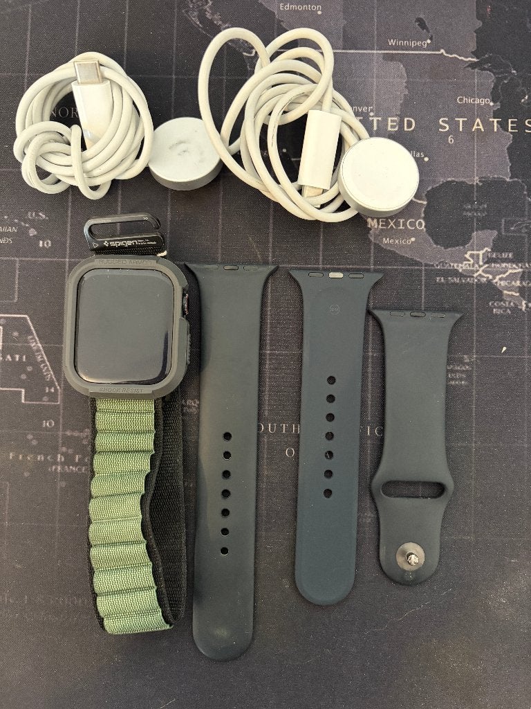 Apple Watch Series 7 (45mm, GPS, Cellular), Sieraden, Tassen en Uiterlijk, Smartwatches, Gebruikt, Apple Watch ⌚️, Zwart, IOS